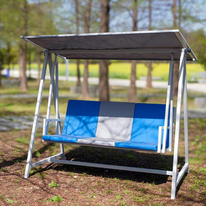 Stabiler Rahmen, Eisenlattensitz, Outdoor-Erholung, 3-Sitzer-Veranda-Schaukel